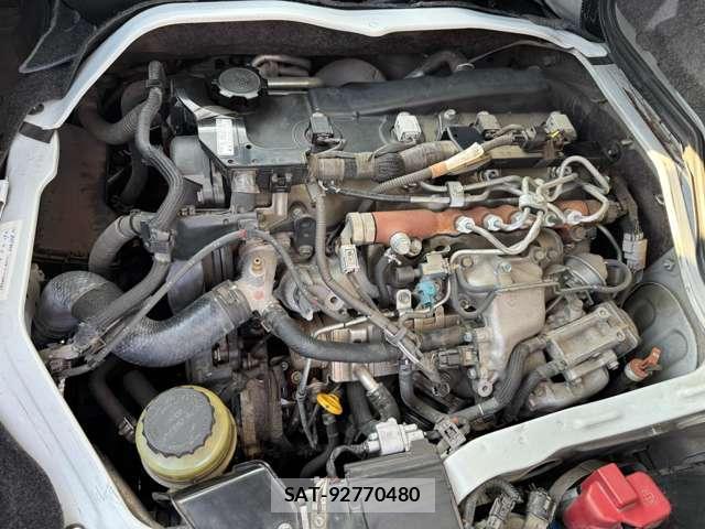 Toyota HIACE VAN 2015-06 8220870-3