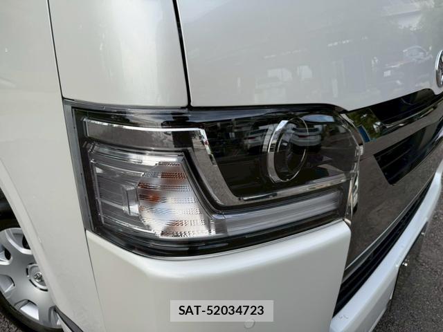 Toyota HIACE VAN 2026-06 8221481-12
