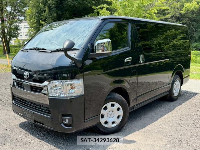 Toyota HIACE VAN 2025-07 8221485-0