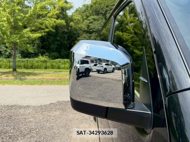 Toyota HIACE VAN 2025-07 8221485-15