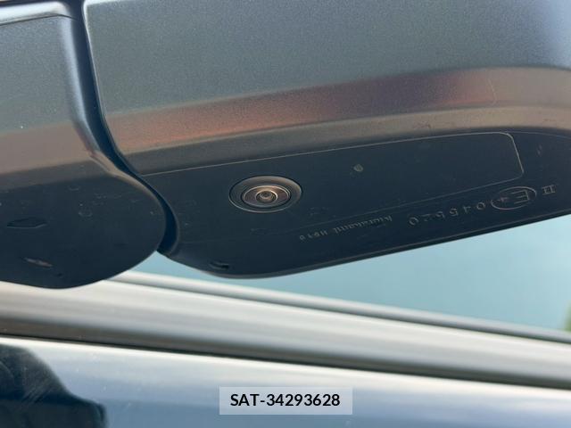Toyota HIACE VAN 2025-07 8221485-9