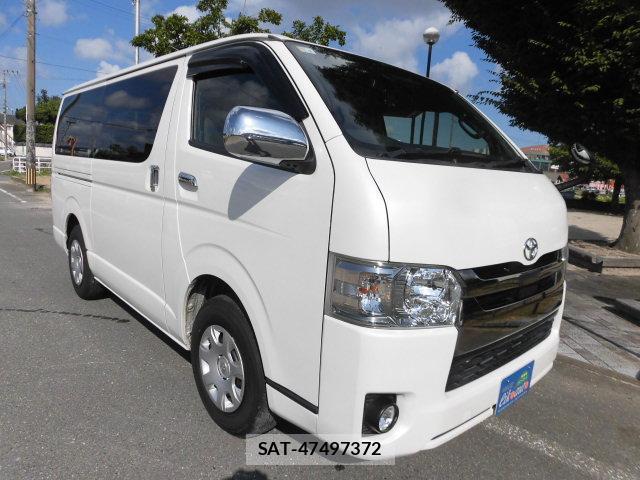 Toyota HIACE VAN 2020-09 8221620-5