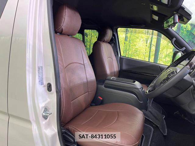 Toyota HIACE VAN 2021-01 8222120-7