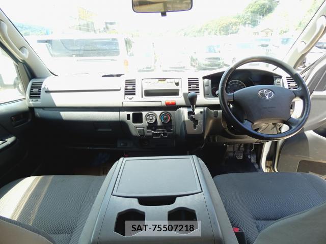 Toyota HIACE VAN 2009-07 8222151-1