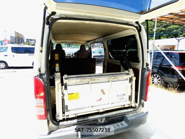 Toyota HIACE VAN 2009-07 8222151-11
