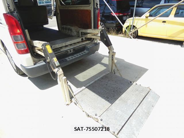 Toyota HIACE VAN 2009-07 8222151-12