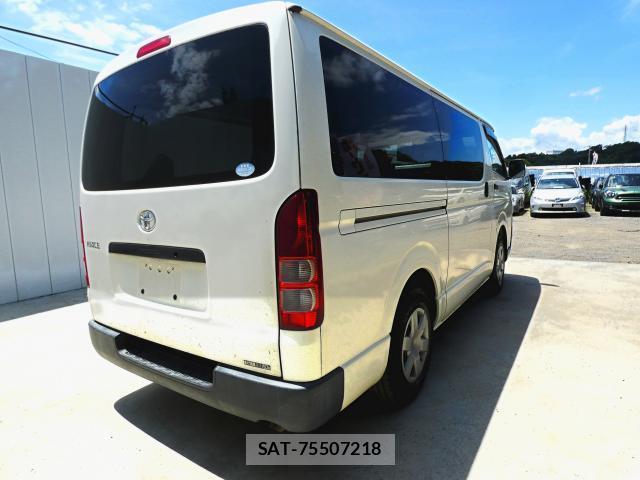 Toyota HIACE VAN 2009-07 8222151-2