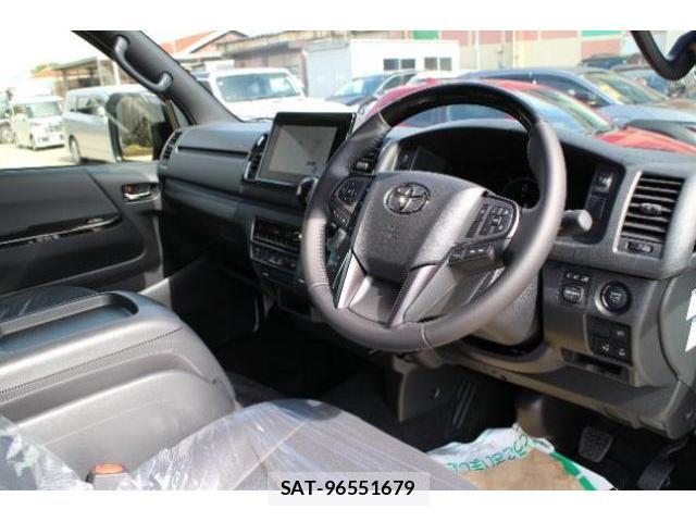 Toyota HIACE VAN 2026-07 8222336-2