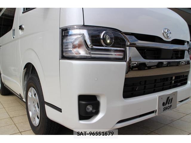 Toyota HIACE VAN 2026-07 8222336-5
