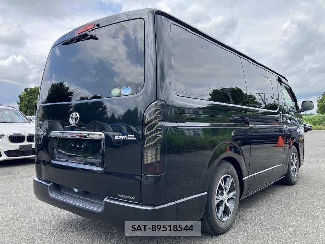 Toyota HIACE VAN 2017-09 8222585-1