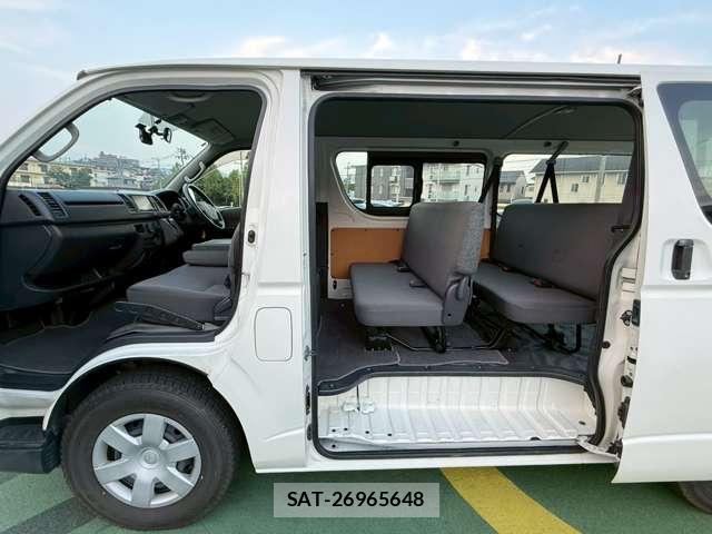 Toyota HIACE VAN 2015-05 8222681-14