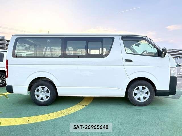 Toyota HIACE VAN 2015-05 8222681-2