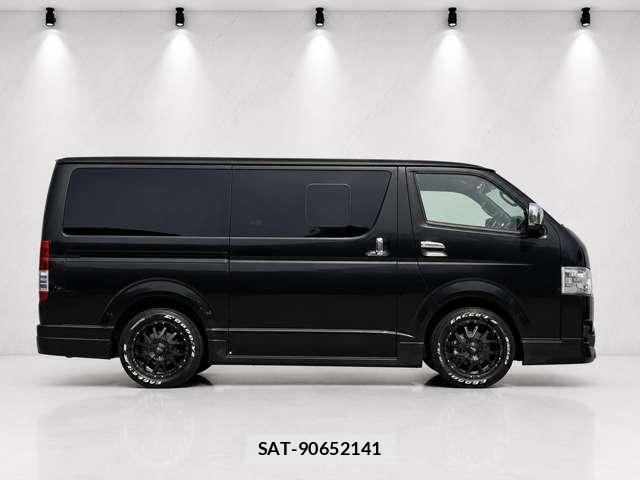 Toyota HIACE VAN 2023-02 8222761-1