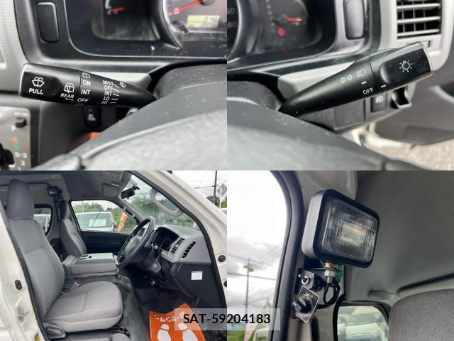 Toyota HIACE VAN 2008-09 8223370-11
