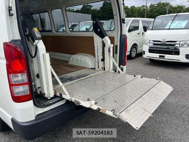 Toyota HIACE VAN 2008-09 8223370-16