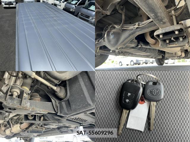 Toyota HIACE VAN 2017-07 8223373-2