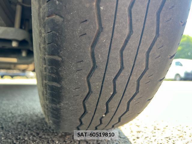 Toyota HIACE VAN 2019-09 8223375-19
