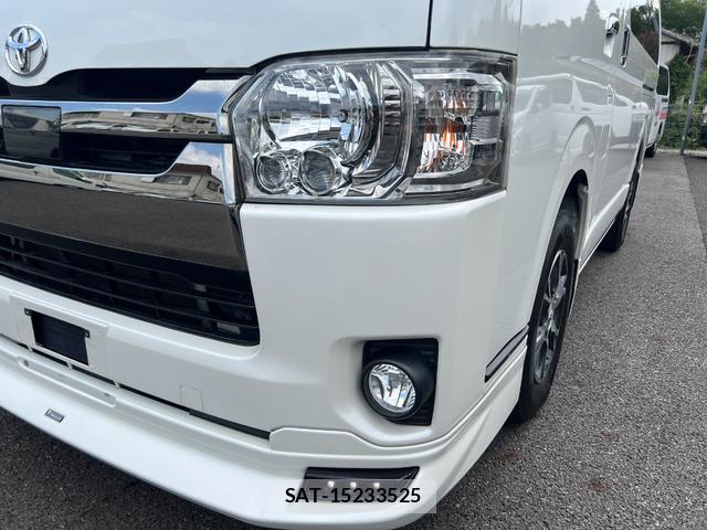 Toyota HIACE VAN 2020-09 8223378-15