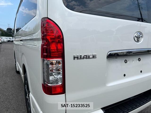 Toyota HIACE VAN 2020-09 8223378-16