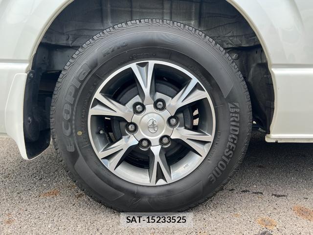 Toyota HIACE VAN 2020-09 8223378-18
