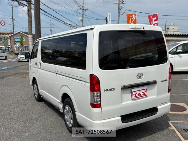 Toyota HIACE VAN 2024-06 8223752-1