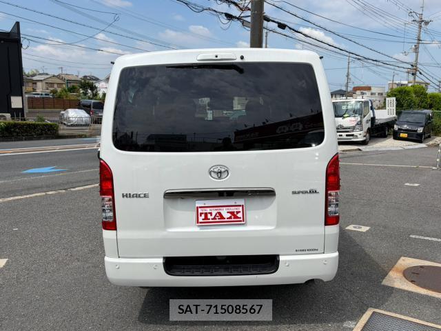 Toyota HIACE VAN 2024-06 8223752-5