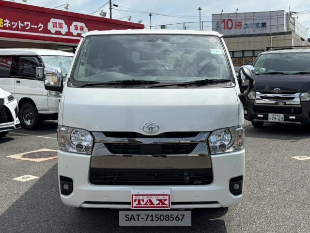 Toyota HIACE VAN 2024-06 8223752-6
