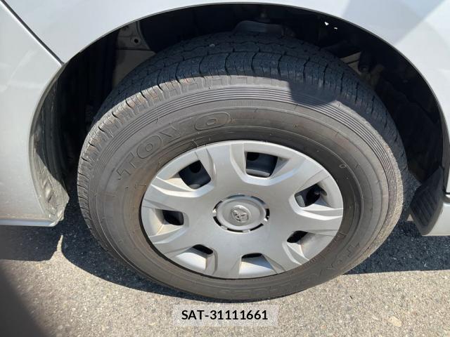 Toyota HIACE VAN 2020-06 8223927-10