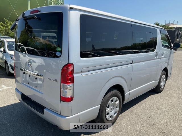 Toyota HIACE VAN 2020-06 8223927-2