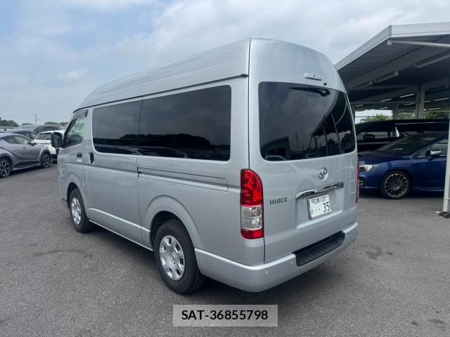 Toyota HIACE VAN 2023-02 8224440-7