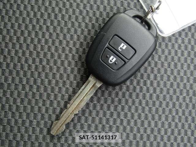 Toyota HIACE VAN 2019-11 8224718-8
