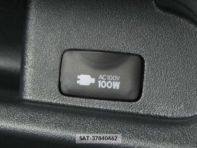 Toyota HIACE VAN 2025-06 8224719-9