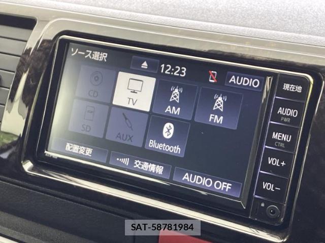 Toyota HIACE VAN 2024-04 8225496-10