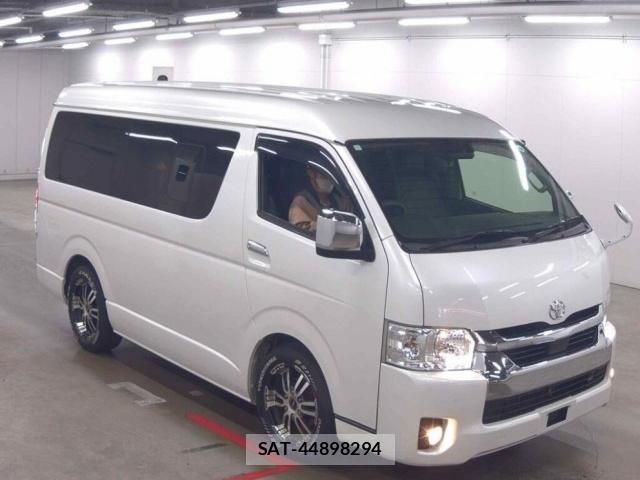 Toyota HIACE WAGON 2021-05 8216501-0
