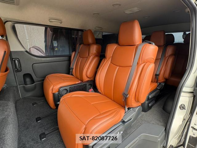 Toyota HIACE WAGON 2019-11 8220994-14