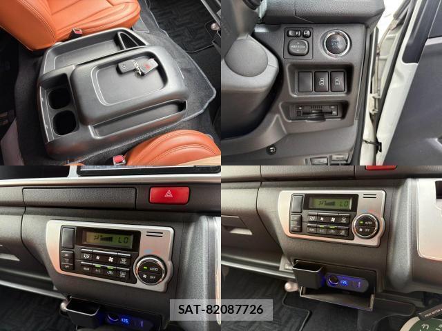 Toyota HIACE WAGON 2019-11 8220994-6