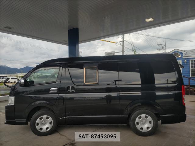 Toyota HIACE WAGON 2009-12 8221407-10