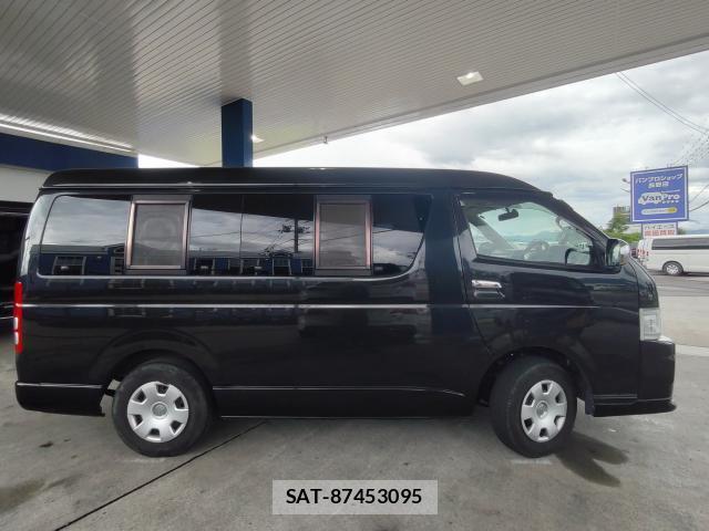 Toyota HIACE WAGON 2009-12 8221407-3