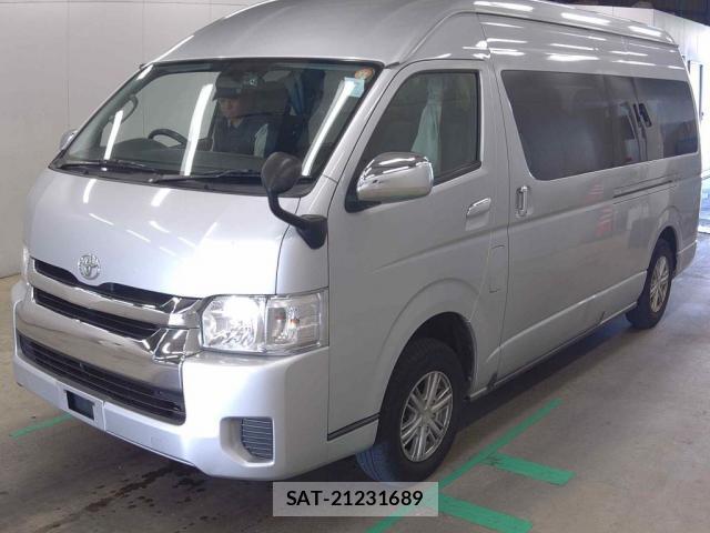 Toyota HIACE WAGON 2017-06 8221433-3