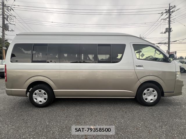 Toyota HIACE WAGON 2013-10 8223368-10