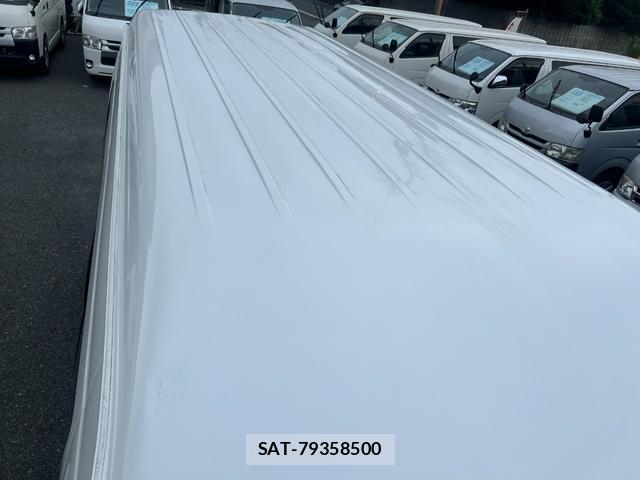 Toyota HIACE WAGON 2013-10 8223368-13