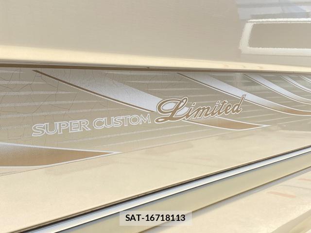 Toyota HIACE WAGON 2000-07 8223440-11
