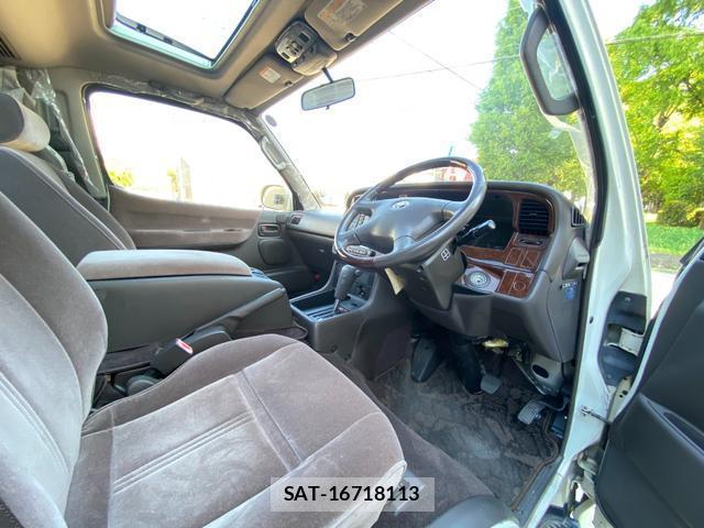 Toyota HIACE WAGON 2000-07 8223440-9