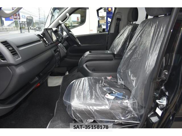 Toyota HIACE WAGON 2026-06 8224152-11