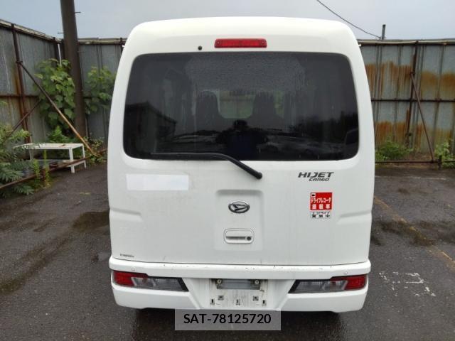 Daihatsu HIJET CARGO 2019-06 8216617-4