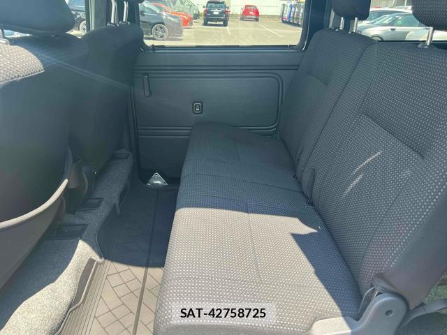 Daihatsu HIJET CARGO 2018-03 8216737-8