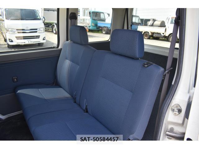 Daihatsu HIJET CARGO 2011-01 8218449-6