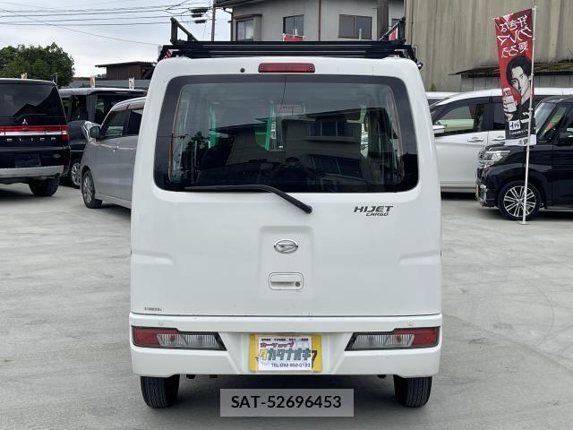 Daihatsu HIJET CARGO 2019-06 8220963-1