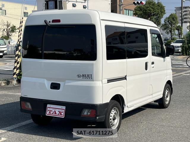 Daihatsu HIJET CARGO 2022-04 8221358-1