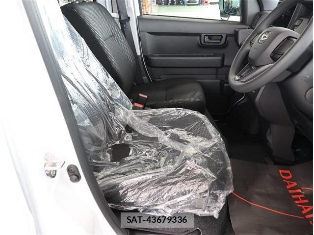 Daihatsu HIJET CARGO 2025-10 8222439-8